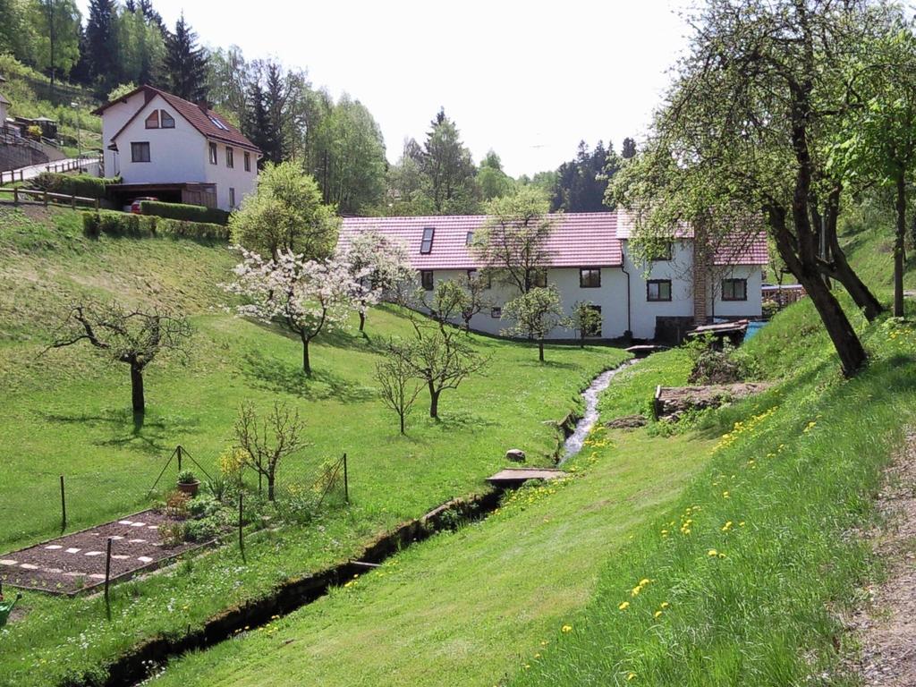 Quaint Farmhouse In Langenbach Near The Lake Luaran gambar