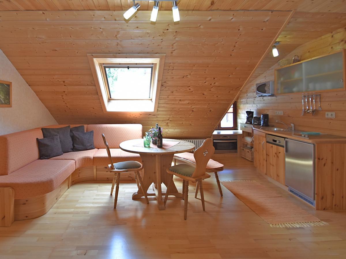 Quaint Farmhouse In Langenbach Near The Lake Luaran gambar