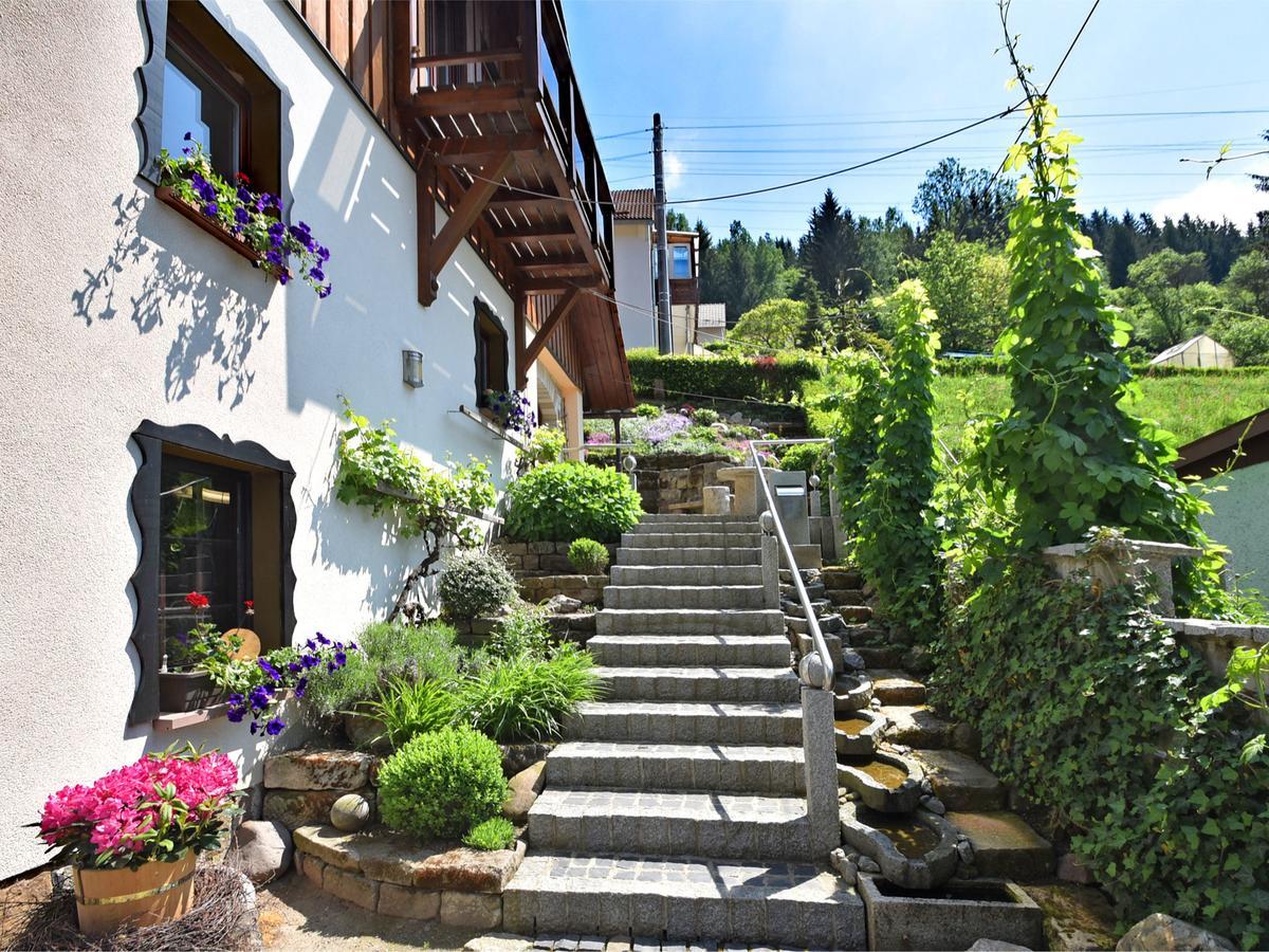 Quaint Farmhouse In Langenbach Near The Lake Luaran gambar